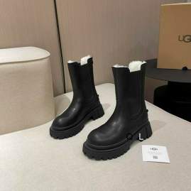 Picture of UGG Shoes _SKUUGGsz35-40LL120119889